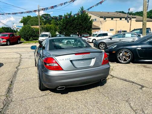 2011 Mercedes-Benz SLK-Class SLK300