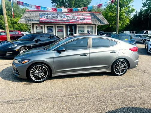 2017 Hyundai ELANTRA Sport