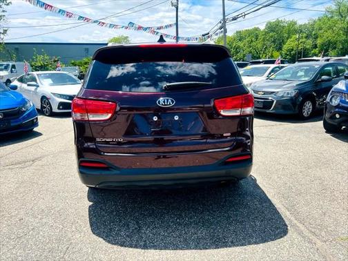 2017 Kia Sorento LX