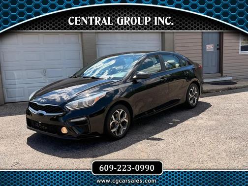 Black 2019 Kia Forte LXS IVT
