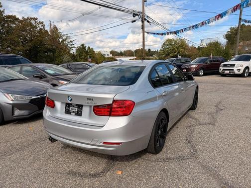 2014 BMW 328 4dr Sdn 328i RWD