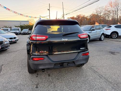 2014 Jeep Cherokee 4WD 4dr North