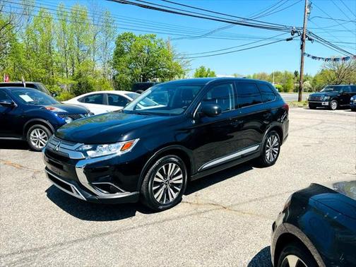 2019 Mitsubishi Outlander ES