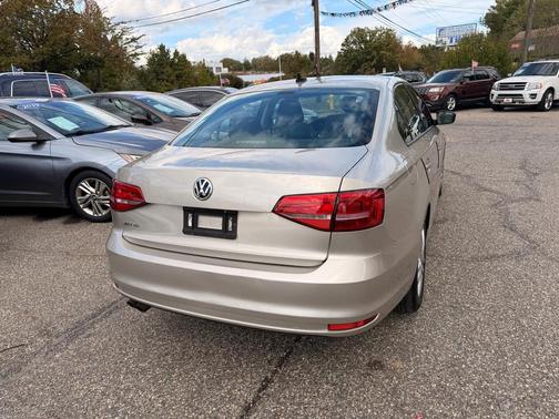 2015 Volkswagen Jetta Auto S w/Technology