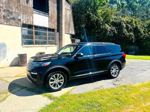 2022 Ford Explorer XLT 4WD