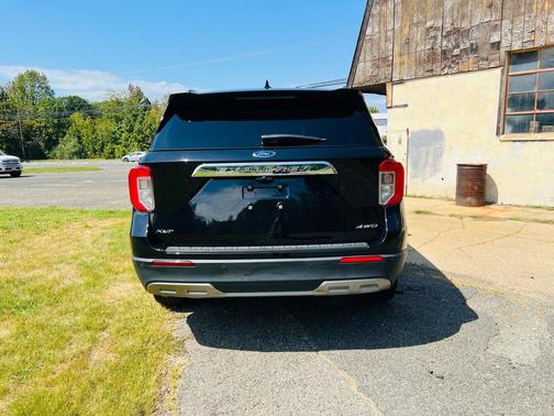 2021 Ford Explorer XLT 4WD
