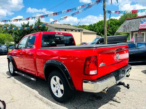 2011 Dodge Ram 1500 4WD Quad Cab 140.5'' Big Horn