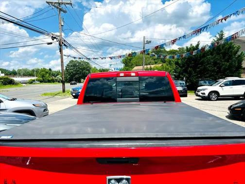 2011 Dodge Ram 1500 4WD Quad Cab 140.5'' Big Horn