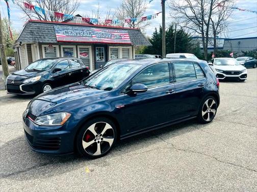 2017 Volkswagen Golf GTI 2.0T Autobahn 4-Door