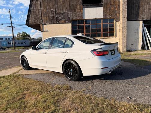 2015 BMW 335 4dr Sdn 335i xDrive AWD