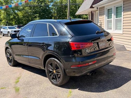 Black 2018 Audi Q3 2.0 TFSI Sport Premium Plus quattro AWD