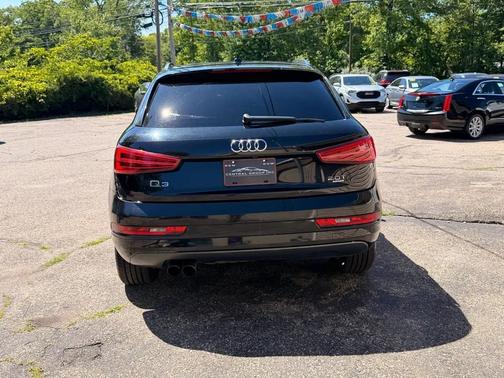 Black 2018 Audi Q3 2.0 TFSI Sport Premium Plus quattro AWD