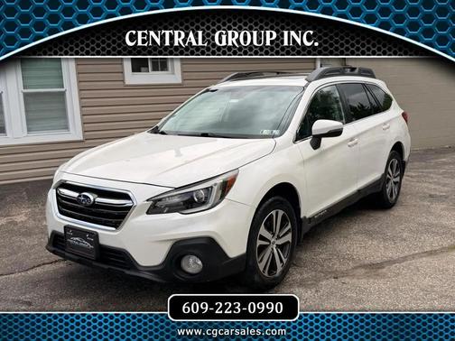 White 2018 Subaru Outback 2.5i Limited
