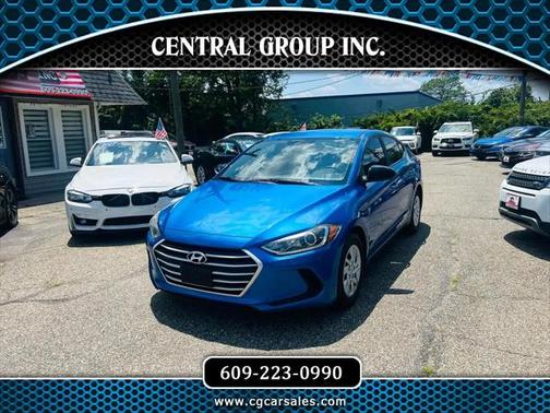 2018 Hyundai ELANTRA SE