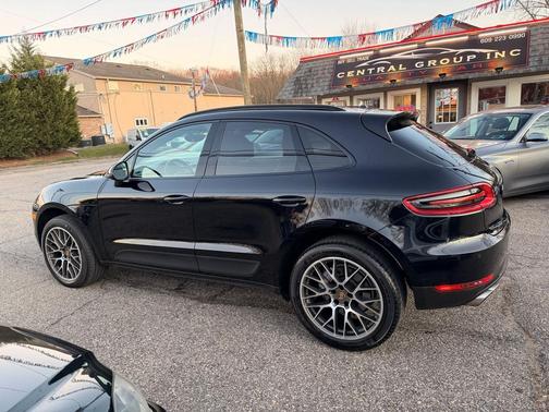 2017 Porsche Macan S AWD