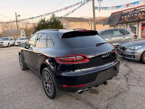 2017 Porsche Macan S AWD