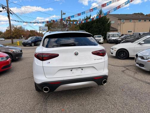 2018 Alfa Romeo Stelvio Ti Sport
