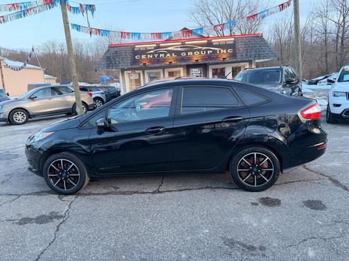 2019 Ford Fiesta SE Sedan