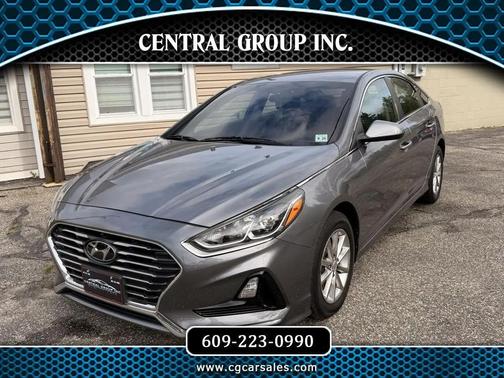 Silver 2019 Hyundai SONATA SE