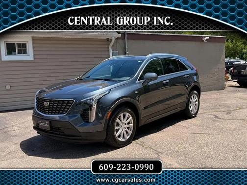 Gray 2021 Cadillac XT4 Luxury