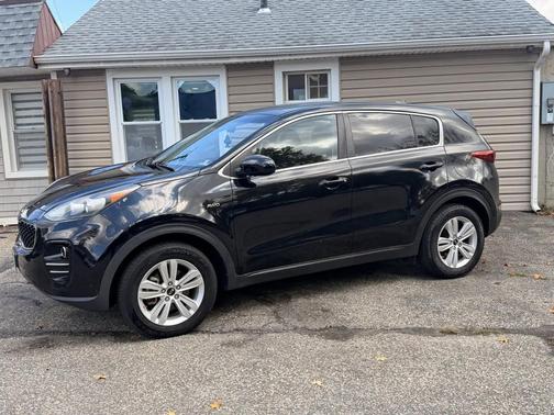 Black 2017 Kia Sportage LX