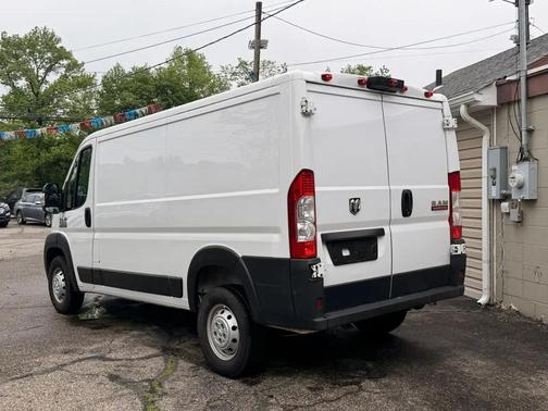 White 2020 RAM ProMaster 1500 Low Roof