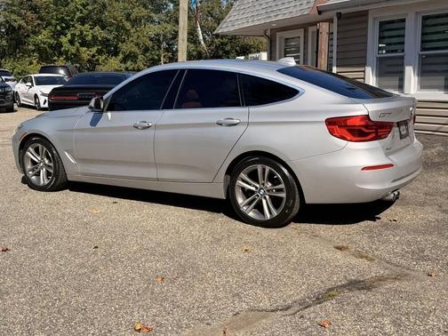 Silver 2018 BMW 330 Gran Turismo 330i xDrive Gran Turismo