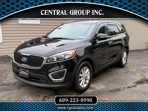 Black 2017 Kia Sorento LX