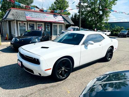 2016 Dodge Challenger SXT