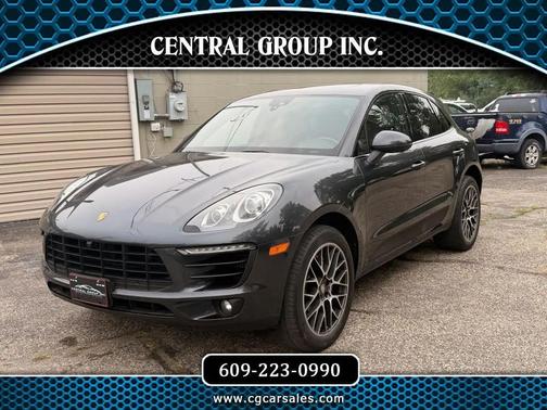 Black 2017 Porsche Macan Macan