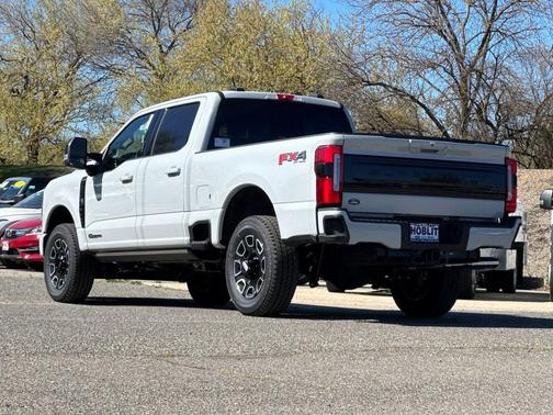 2026 Ford F-350 Platinum