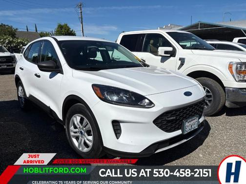 Oxford White 2020 Ford Escape S