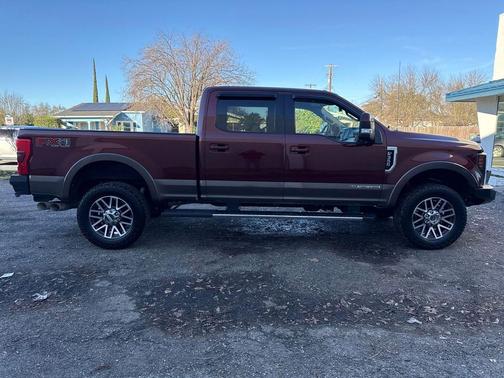 2017 Ford F-350 Lariat