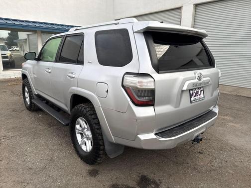 2018 Toyota 4Runner SR5