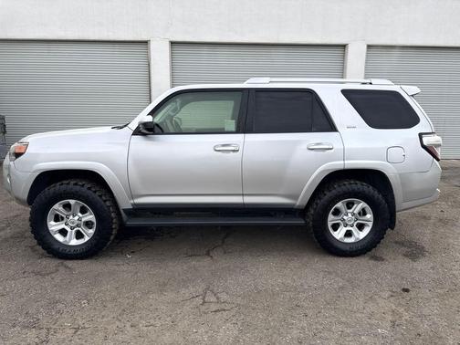 2018 Toyota 4Runner SR5
