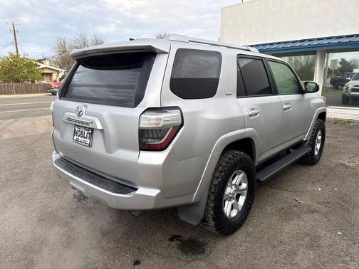 2018 Toyota 4Runner SR5