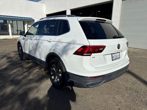 2022 Volkswagen Tiguan 2.0T SE