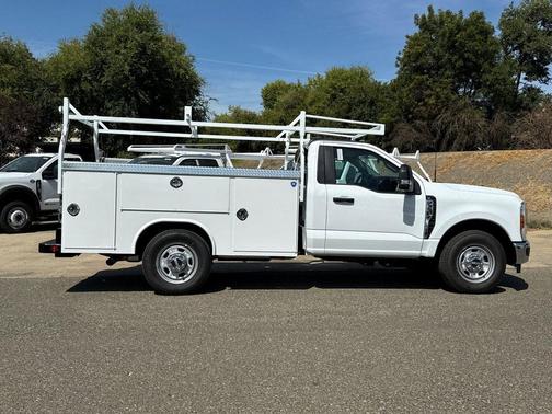 2025 Ford F-350 XL
