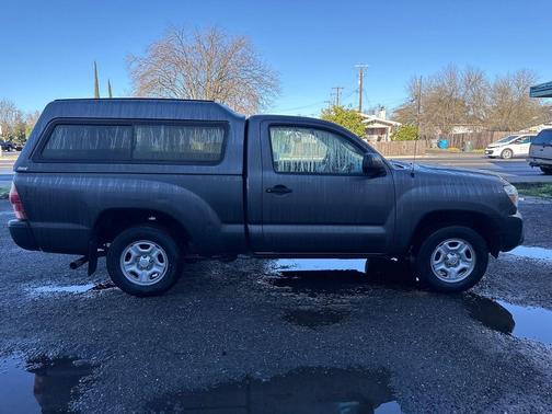 2013 Toyota Tacoma Base