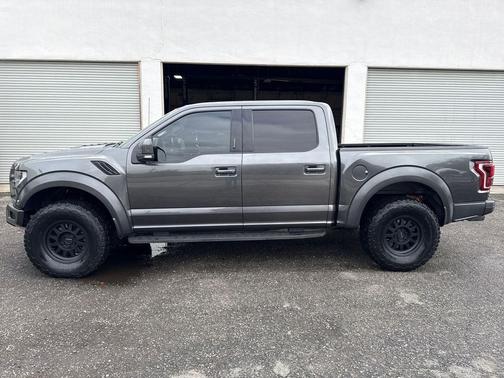 2019 Ford F-150 Raptor