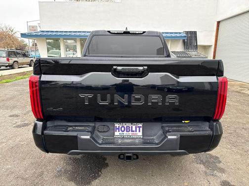 2024 Toyota Tundra SR5