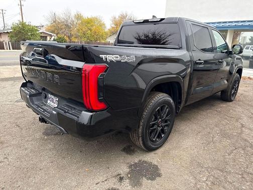 2024 Toyota Tundra SR5