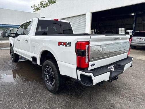 STAR WHITE 2024 Ford F-350 PLATINUM