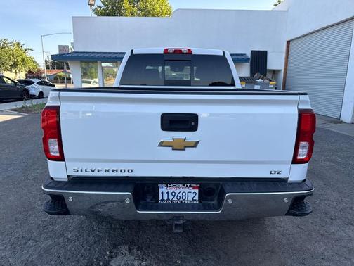Summit White 2017 Chevrolet Silverado 1500 LTZ