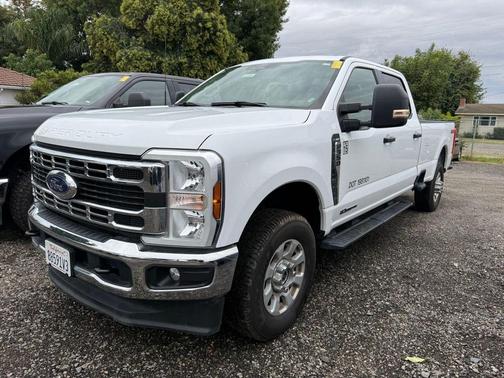 2024 Ford F-350 XLT