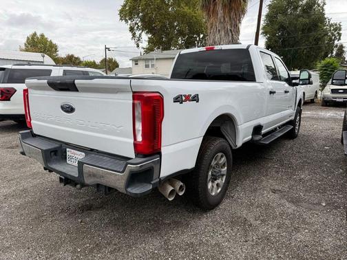 2024 Ford F-350 XLT