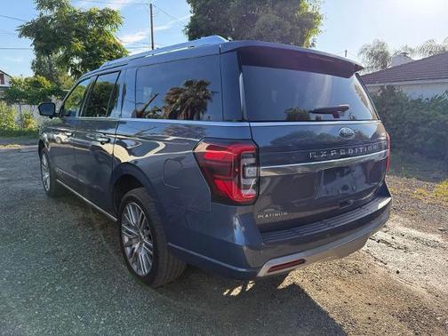 BLUE TINTED CLEARCOAT 2023 Ford Expedition PLATINUM