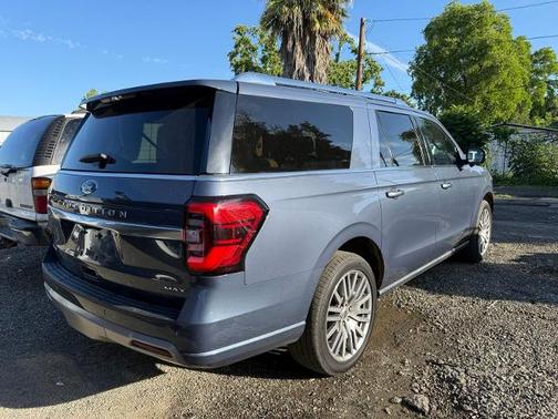 BLUE TINTED CLEARCOAT 2023 Ford Expedition PLATINUM