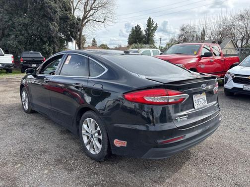 2019 Ford Fusion Energi Titanium