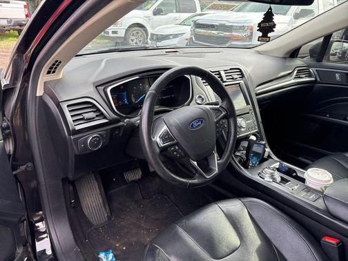 2019 Ford Fusion Energi Titanium
